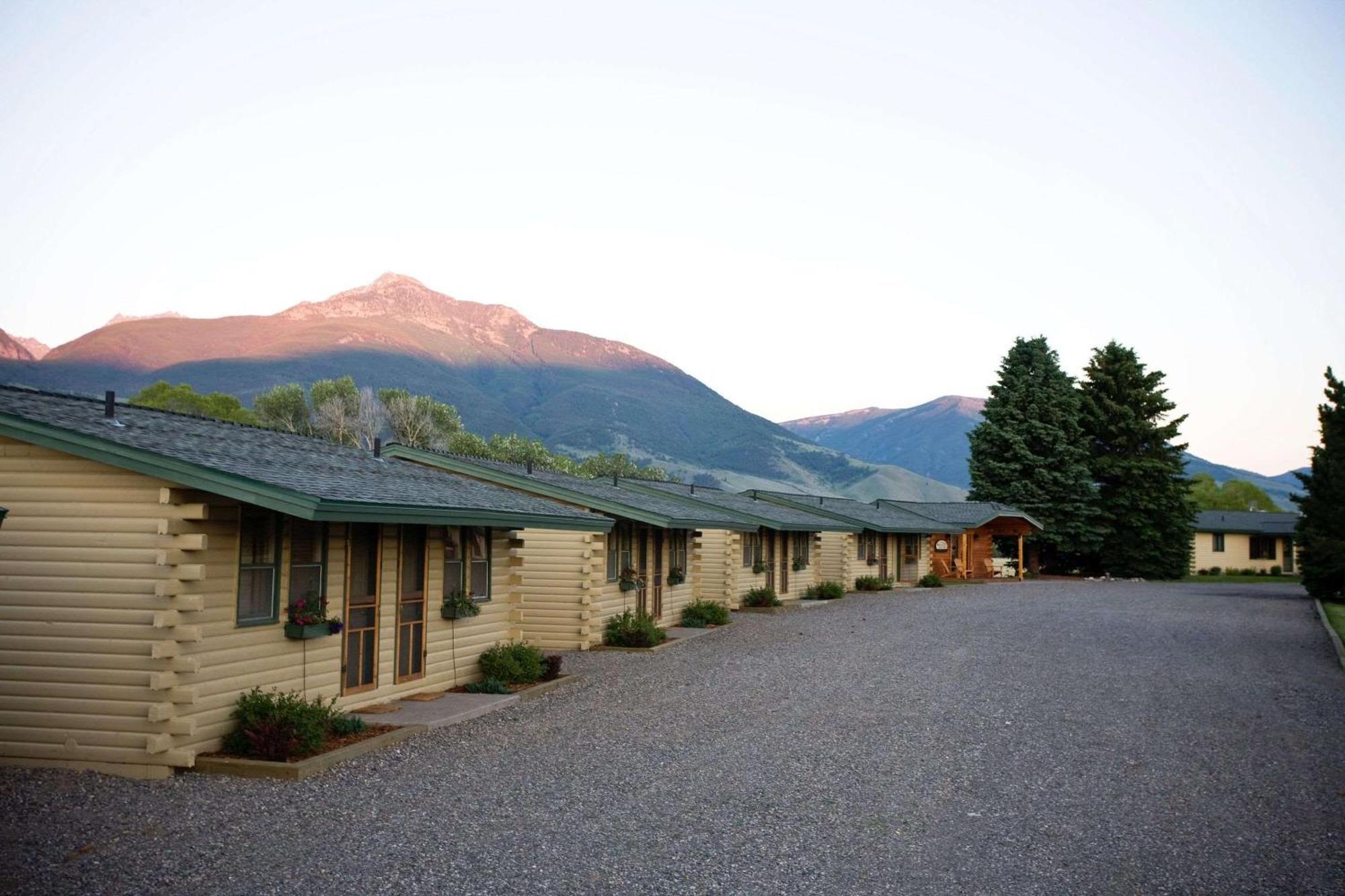 Yellowstone Valley Lodge, Ascend Hotel Collection Pray المظهر الخارجي الصورة