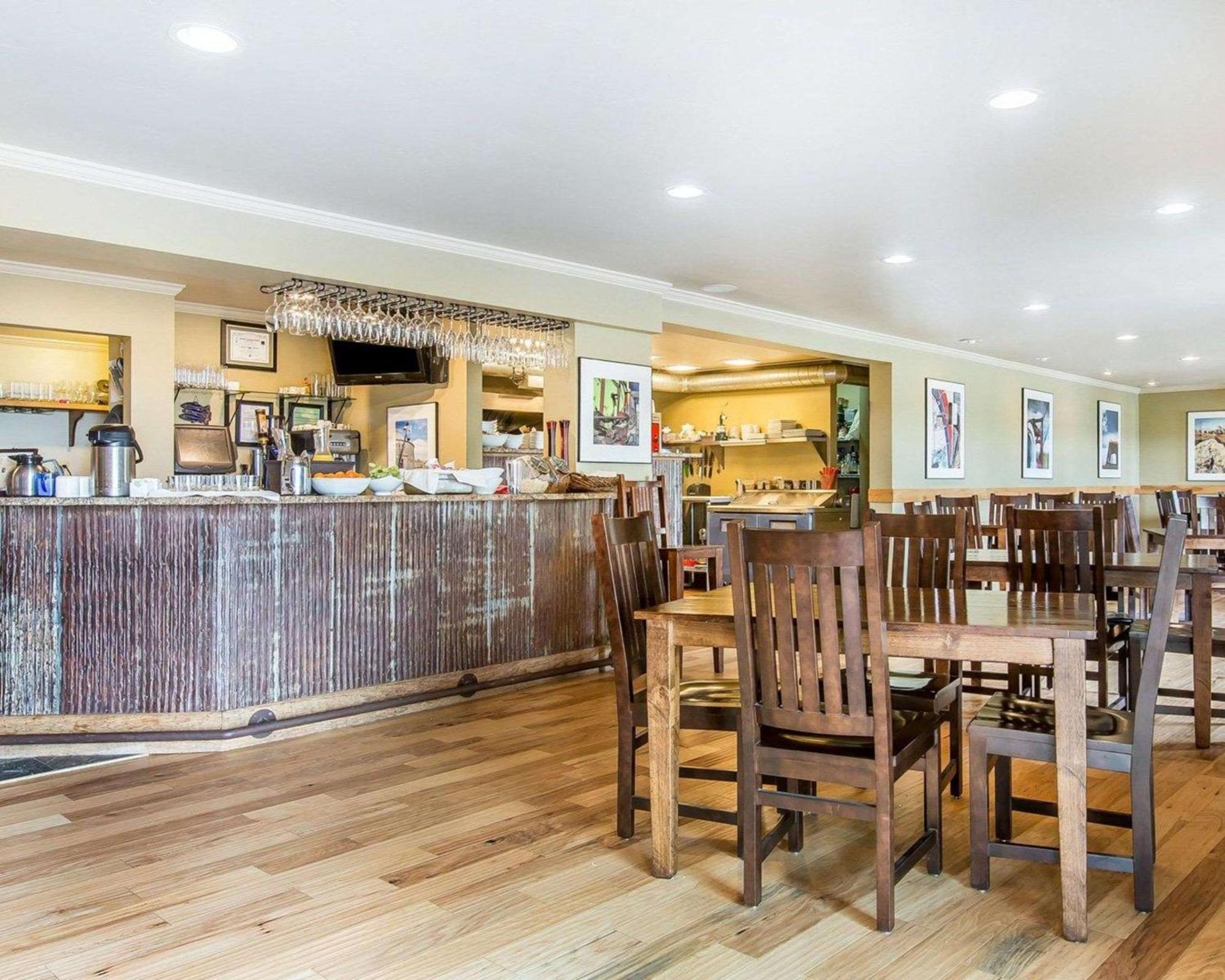Yellowstone Valley Lodge, Ascend Hotel Collection Pray المظهر الخارجي الصورة