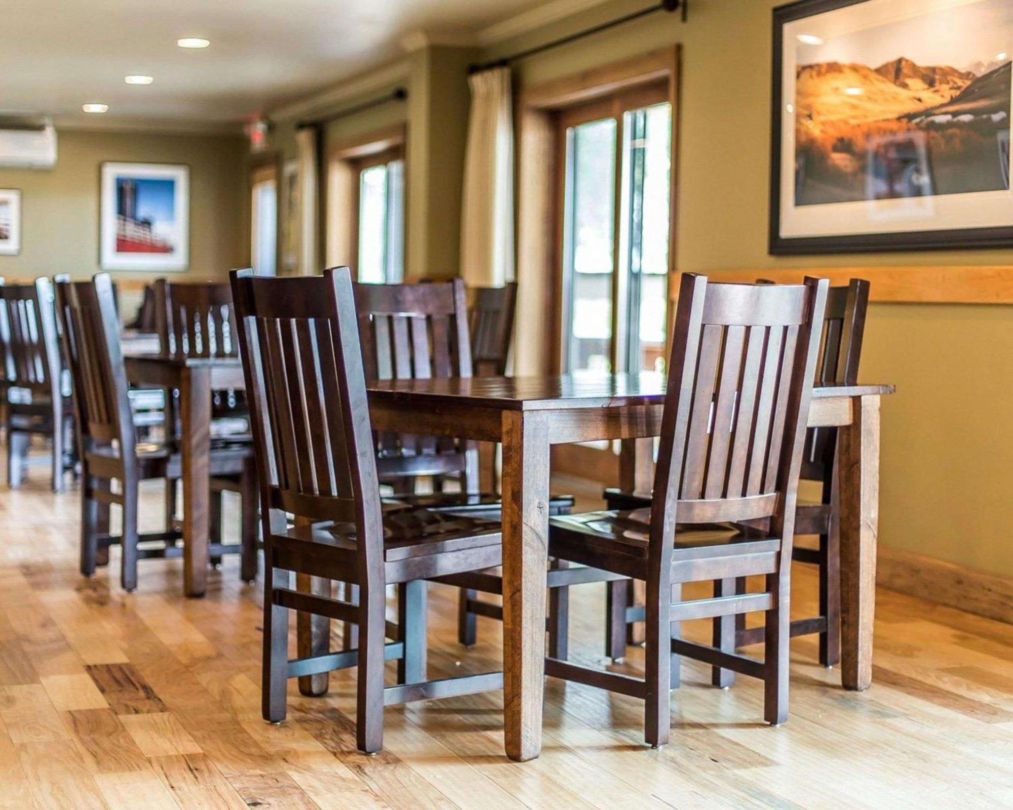 Yellowstone Valley Lodge, Ascend Hotel Collection Pray المظهر الخارجي الصورة